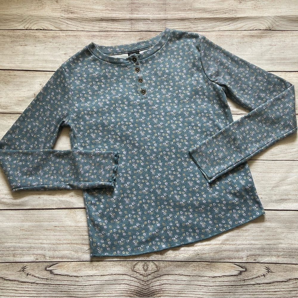 Art Class Floral Waffle Knit Shirt Girls Xtra Large 14/16
